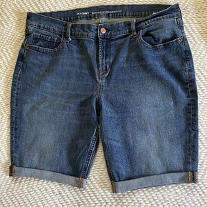 OLD NAVY Boyfriend Straight Bermuda Denim Shorts Size 14
